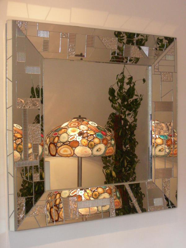 farbloser Spiegel mit Strukturspiegelgläsern